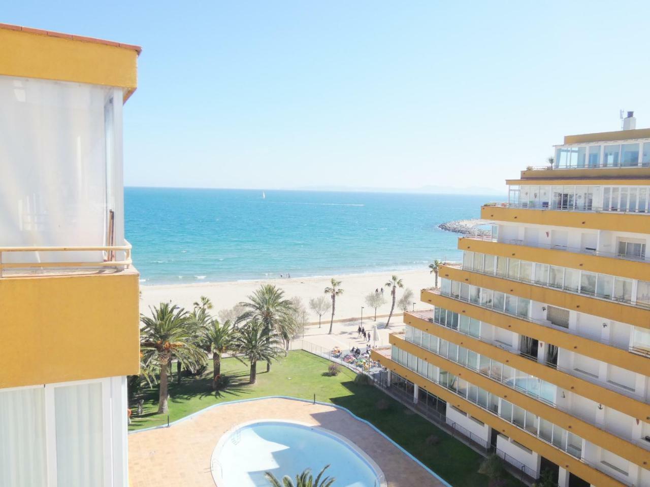 Holiday Center Ρόζες Εξωτερικό φωτογραφία