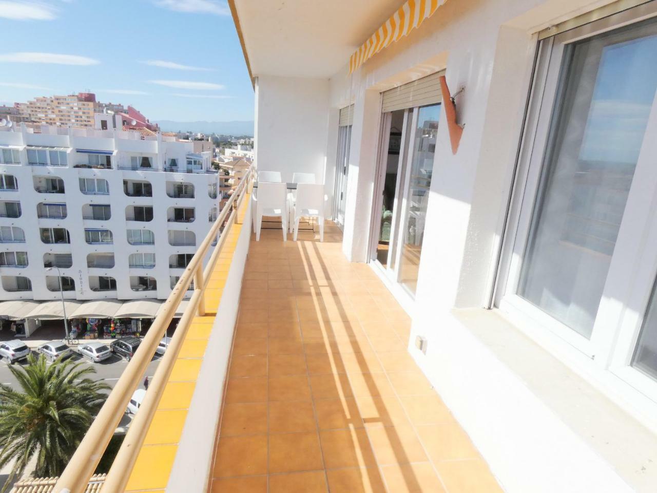Holiday Center Ρόζες Εξωτερικό φωτογραφία