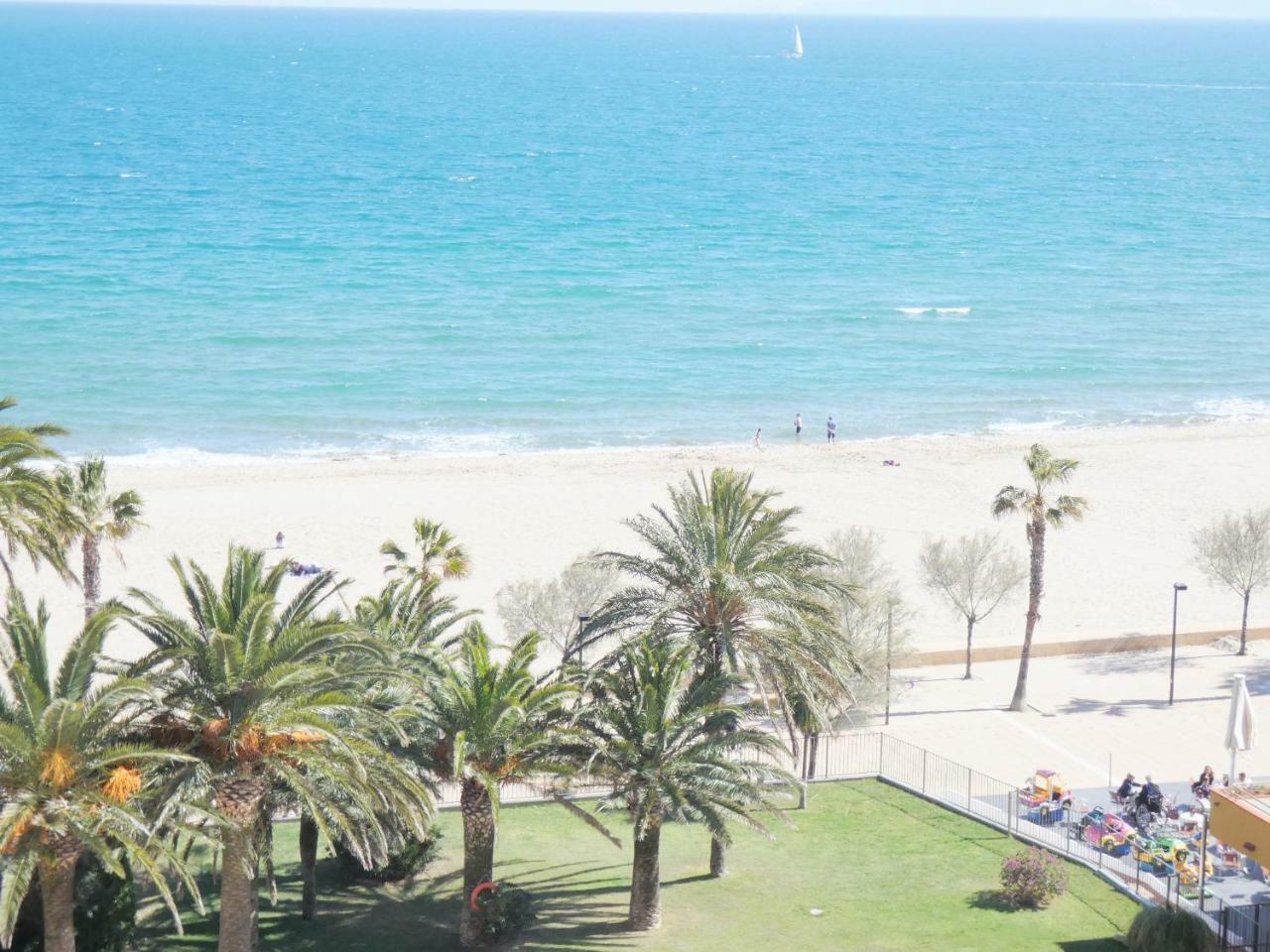 Holiday Center Ρόζες Εξωτερικό φωτογραφία